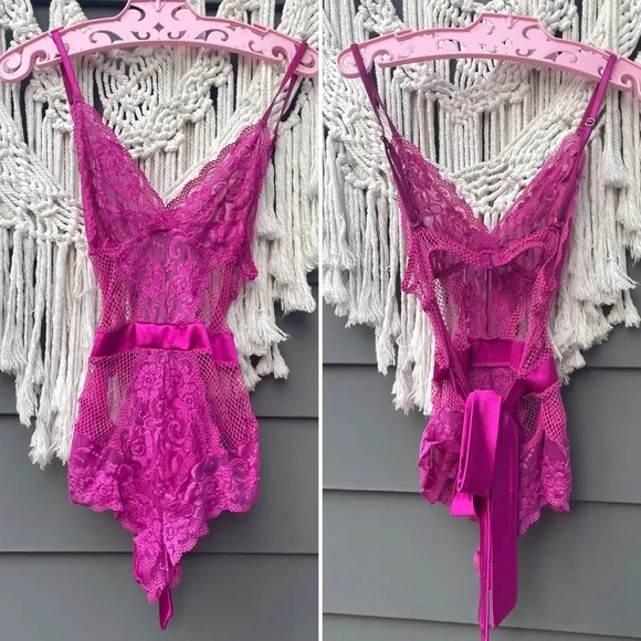 Hot Pink Fishnet Sexy Bodysuit with Stretchy ribbon now in back 🎀 lace - Picture 1 of 8